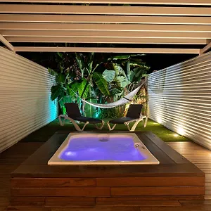 Hotel Tancat De Codorniu
